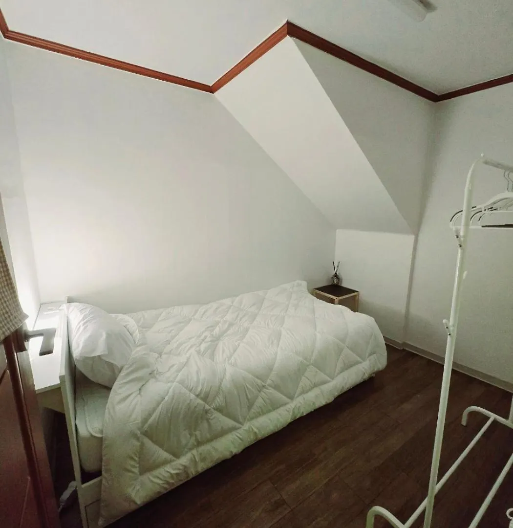 2-Room Accommodation, 3 Minutes From Hoegi Station And Kyung Hee University سيول شقة
